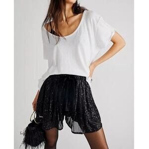 Free People “Stars Are Out” Sequin Shorts – Size Large (NWT)